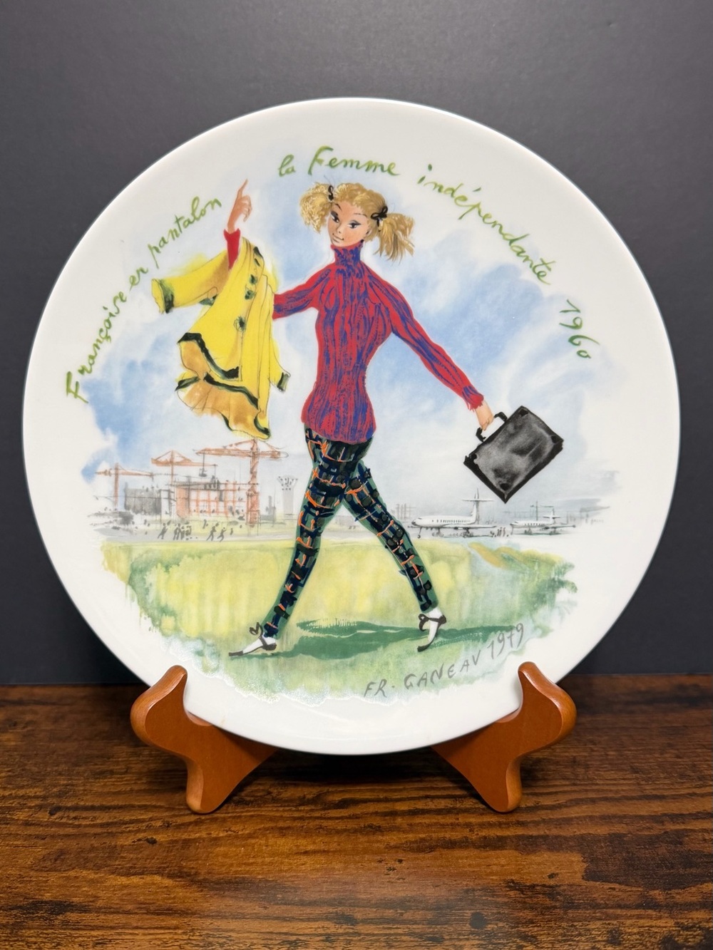 D’ARCEAU LIMOGES Collector Plate 1960 Independent Woman
